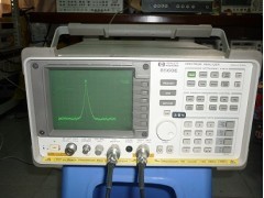 HP8560E频谱分析仪 经典射频测试工具及其在中国贸易网络中的角色